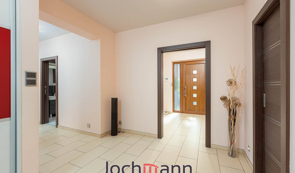 Prodej domu 274 m² s pozemkem 1 138 m², Rudolfov – náhled fotky 16