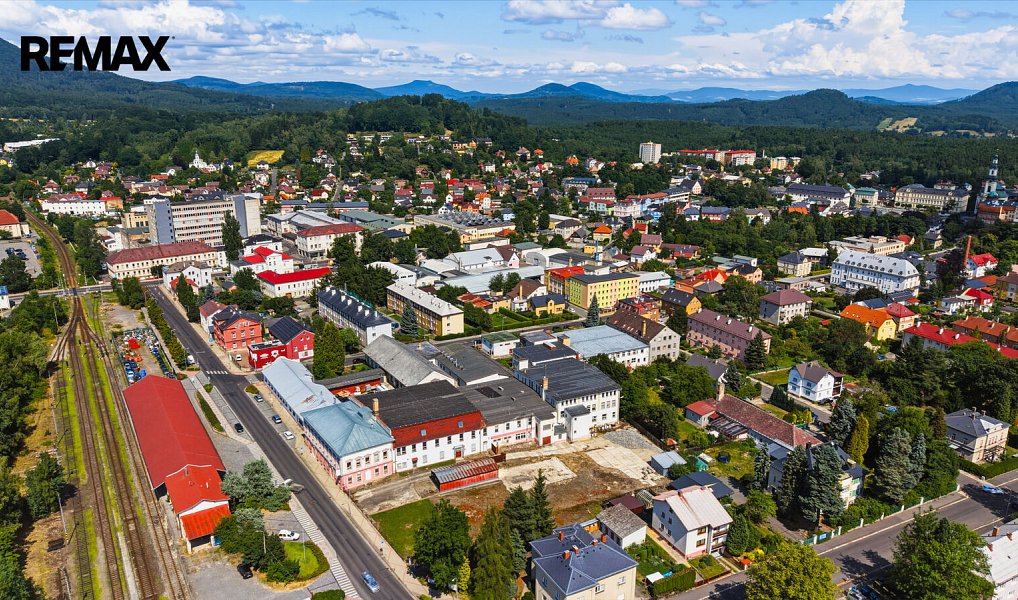 Prodej domu 470 m² s pozemkem 464 m², Nový Bor – náhled fotky 44