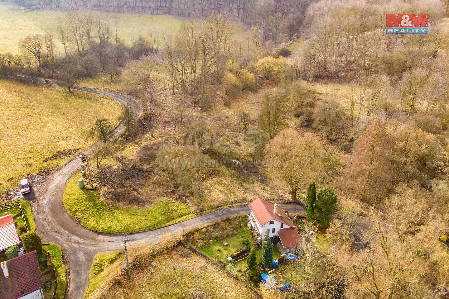 Prodej pozemku 1 518 m²