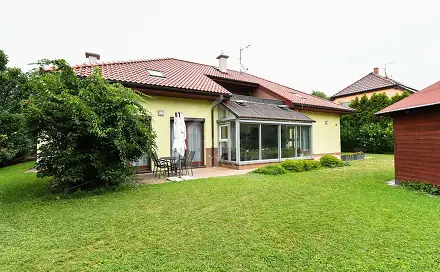 Pronájem domu 310 m² s pozemkem 814 m², Na průhonu, Praha 8 - Čimice