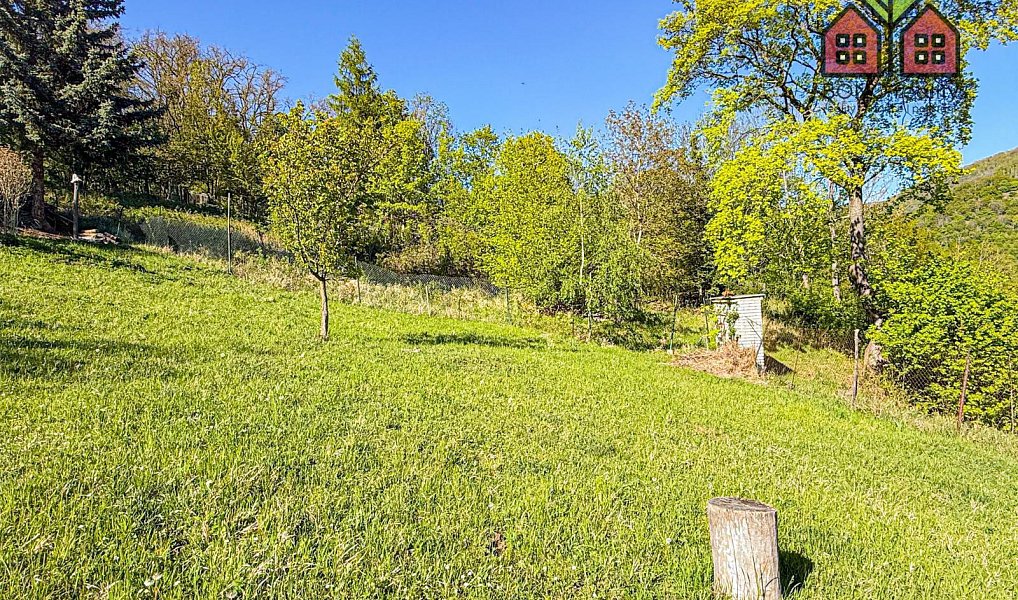 Prodej chaty/chalupy 40 m² s pozemkem 1 044 m², Dolní Zálezly – náhled fotky 39