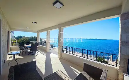 Prodej domu 446 m² s pozemkem 700 m², Zadar, Chorvatsko
