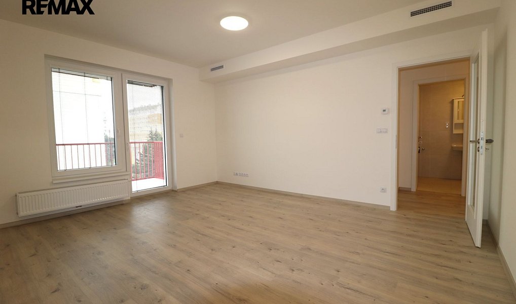 Prodej bytu 2+kk 57 m², Praha – náhled fotky 4