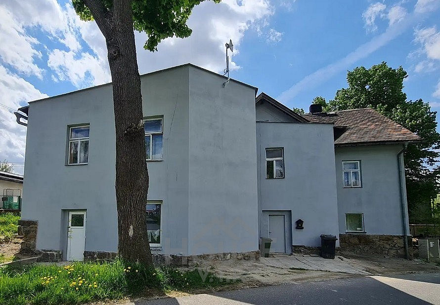 Prodej nájemního domu, činžáku 285 m²
