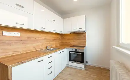 Prodej bytu 3+1 64 m², Kostnická, Chomutov