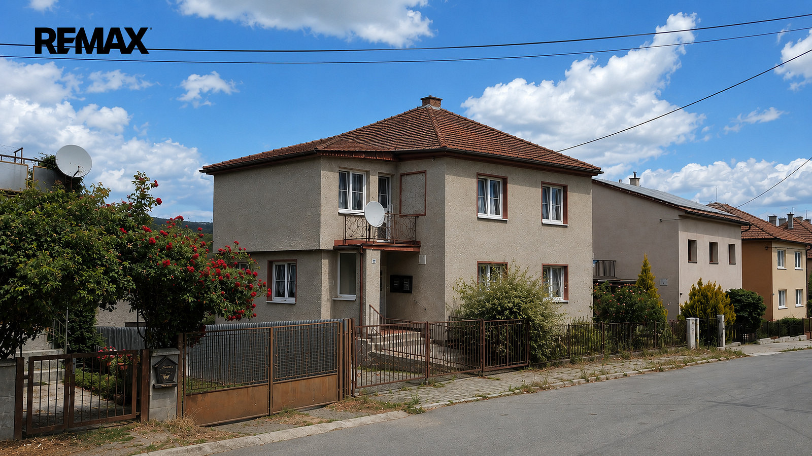 Prodej domu 218 m² s pozemkem 1 054 m²