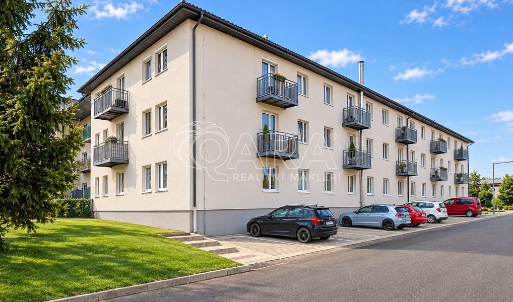 Prodej bytu 2+kk 53 m², Milovice – náhled fotky 3