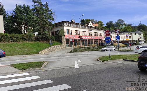 Pronájem bytu 3+1 130 m², Pod Hradbami, Velké Meziříčí, okres Žďár nad Sázavou