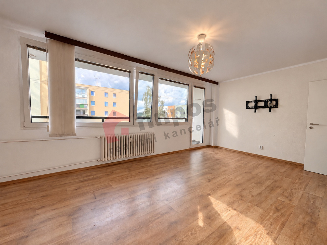 Pronájem bytu 3+kk 77 m² – fotografie 2