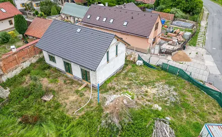 Prodej domu 169 m² s pozemkem 252 m², Hradečno, okres Kladno