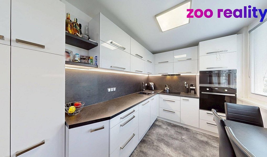 Prodej bytu 2+1 55 m², Strakonice – fotka 1 z 30