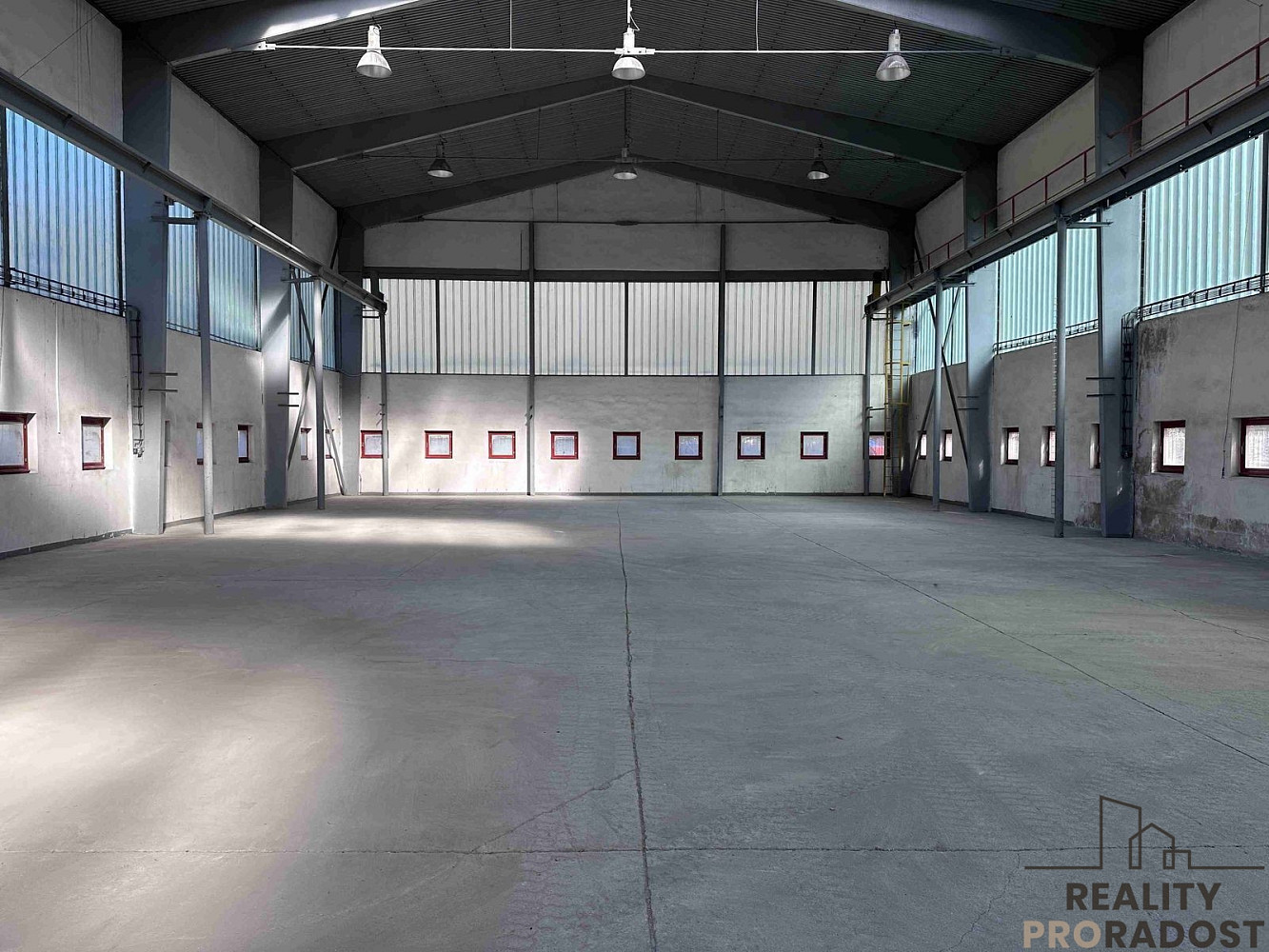 Pronájem výrobních prostor 760 m² – fotografie 5