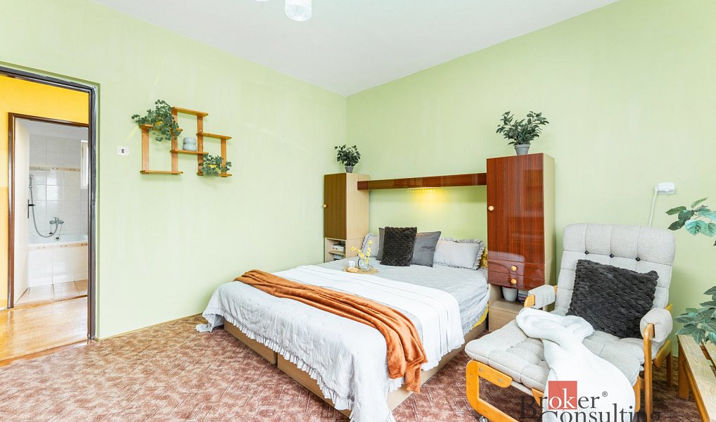 Prodej domu 146 m² s pozemkem 613 m², Lipoltice – náhled fotky 4