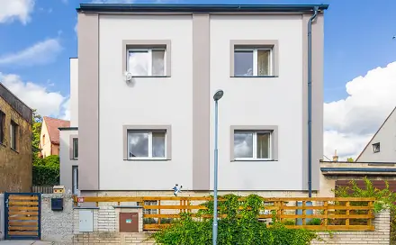 Prodej domu 210 m² s pozemkem 296 m², S. K. Neumanna, Kladno - Švermov