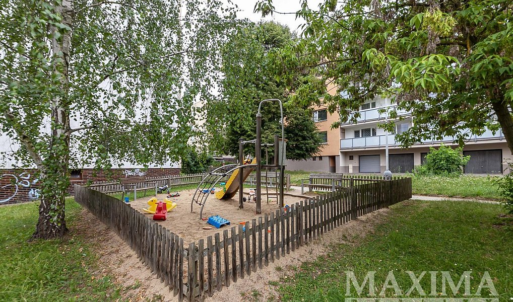 Prodej bytu 2+1 68 m², Praha – náhled fotky 22