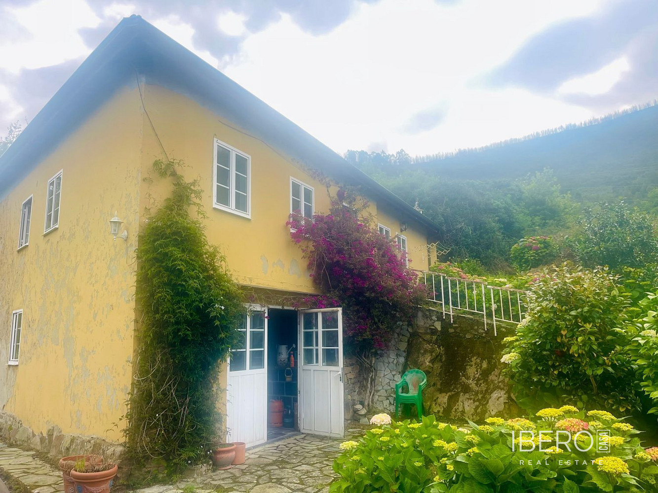 Prodej domu 180 m² s pozemkem 400 m²