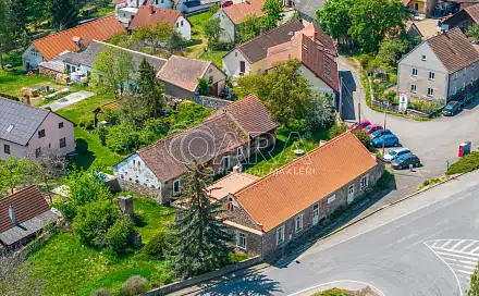 Prodej komerčního objektu (jiného typu) 1 000 m², Nalžovice, okres Příbram
