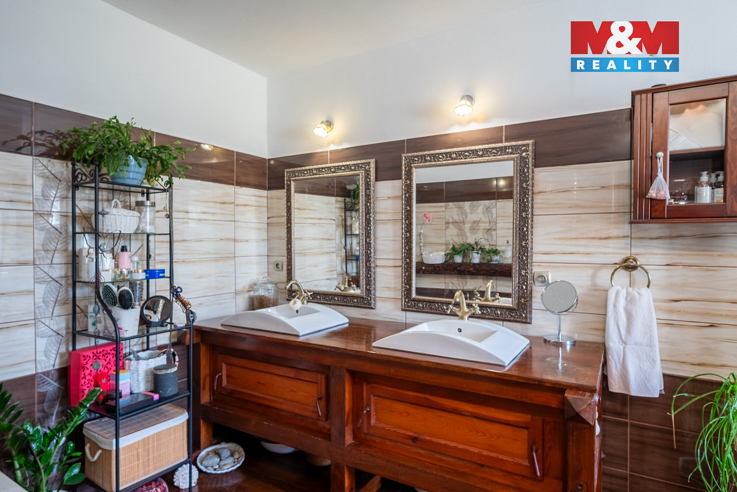 Prodej domu 550 m² s pozemkem 709 m² – fotografie 3