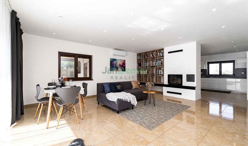 Prodej domu 116 m² s pozemkem 1 626 m², Vratimov – náhled fotky 2
