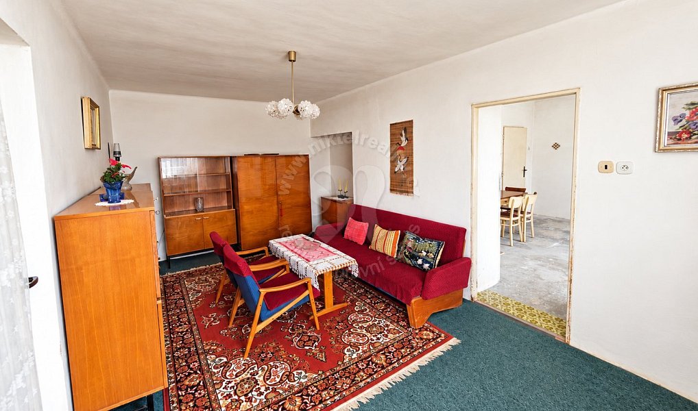 Prodej domu 327 m² s pozemkem 1 179 m², Žižice – náhled fotky 9