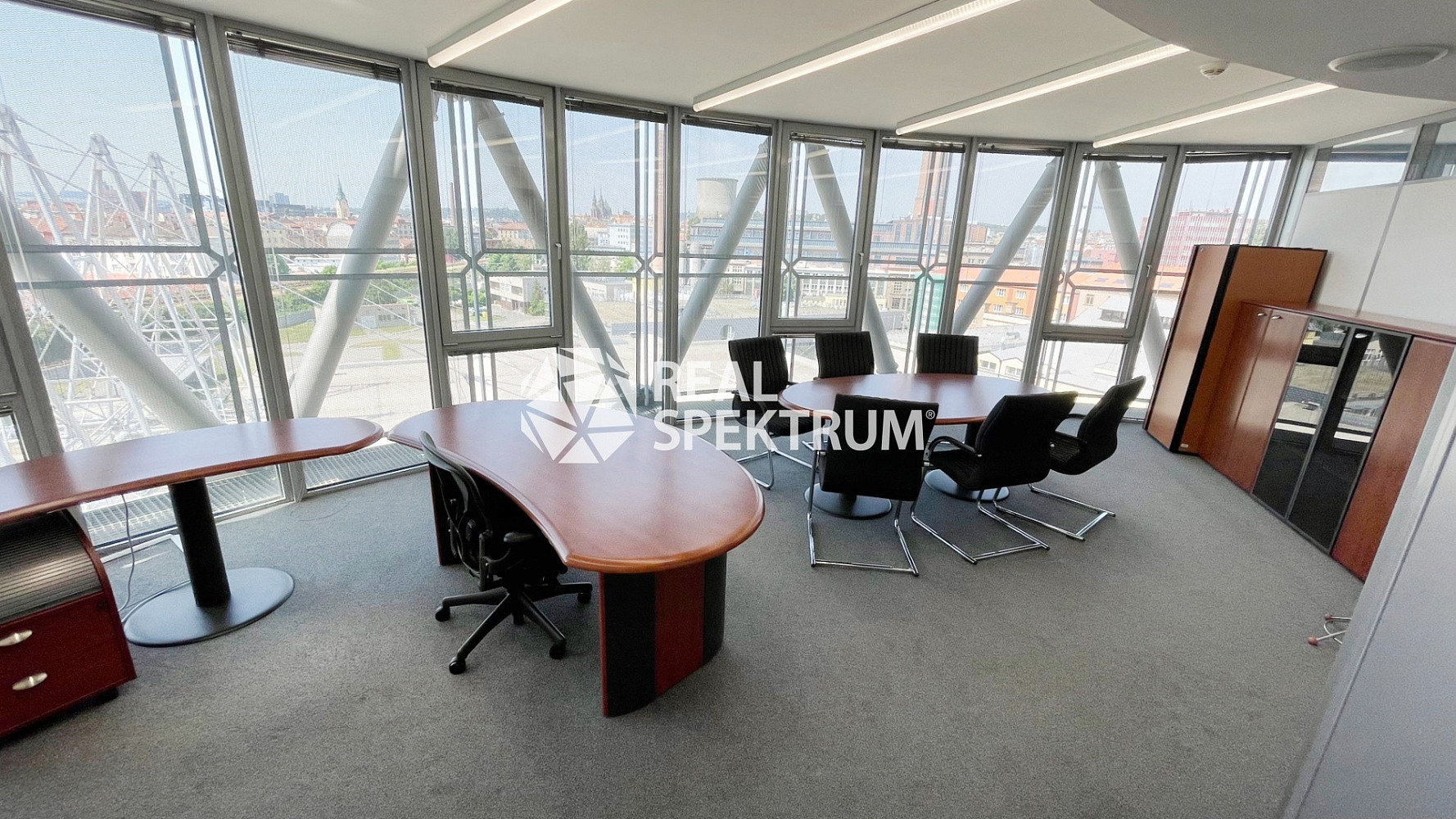 Pronájem kanceláře 39 m² – fotografie 2