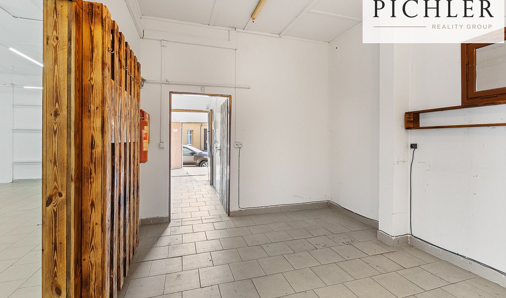 Prodej obchodních prostor 135 m², Nové Strašecí – náhled fotky 14