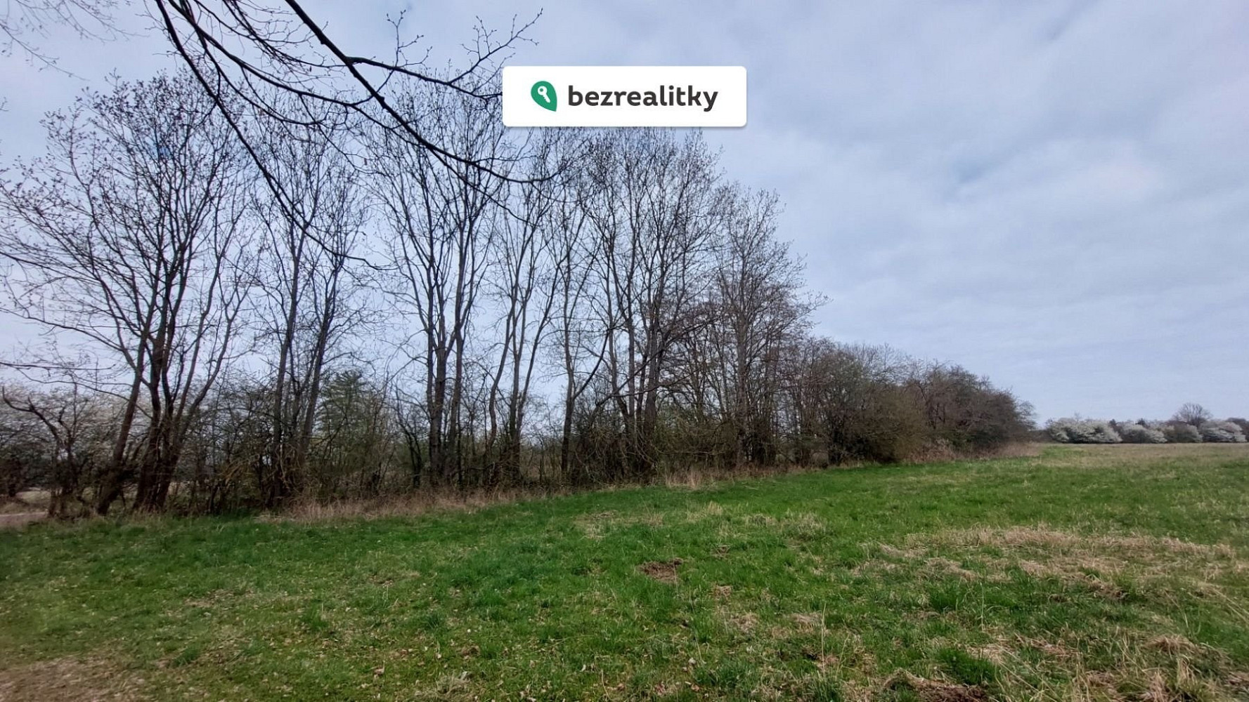 Prodej pozemku 2 040 m² — photo 2