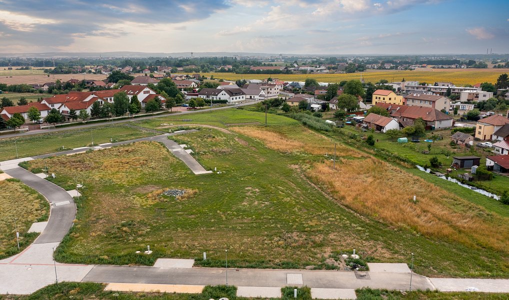 Prodej stavebního pozemku 1 152 m², Ráby – náhled fotky 5