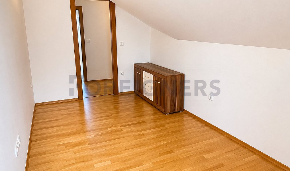 Pronájem bytu 4+kk 162 m², Olomouc – náhled fotky 10