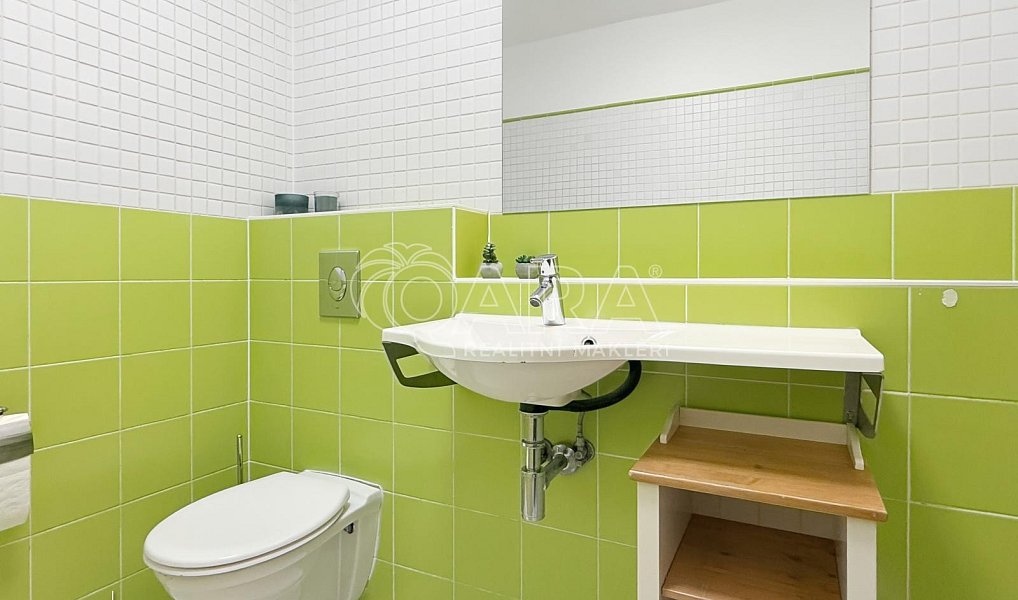 Prodej bytu 2+kk 101 m², Praha – náhled fotky 16