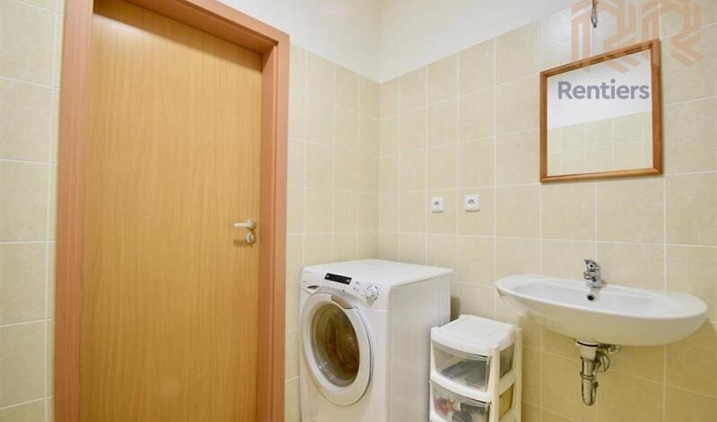 Pronájem bytu 2+kk 57 m², Praha – náhled fotky 7