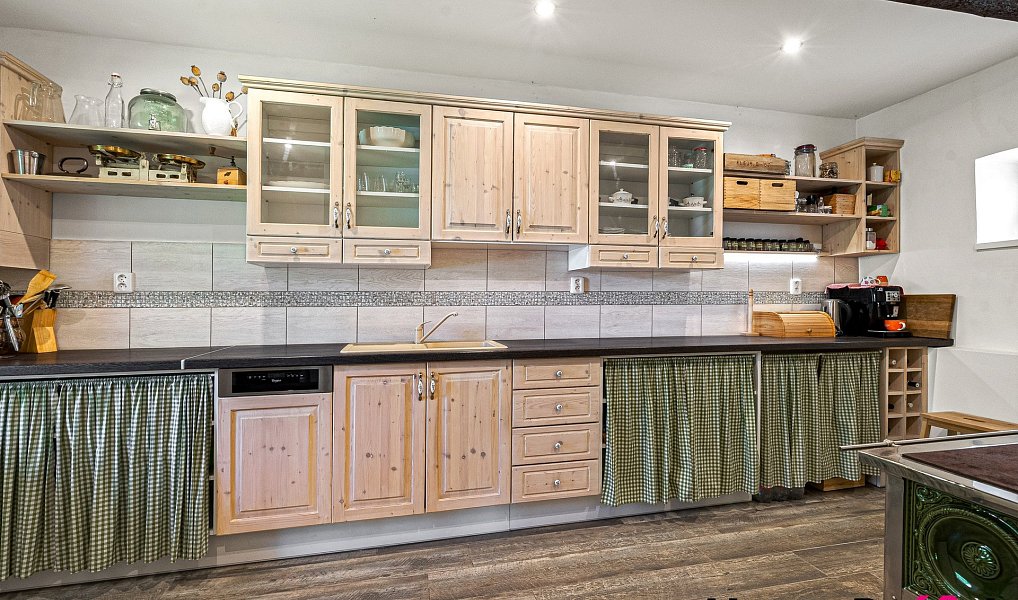 Prodej chaty/chalupy 154 m² s pozemkem 355 m², Lhota pod Radčem – náhled fotky 9