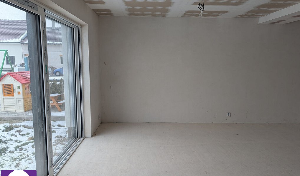 Prodej domu 171 m² s pozemkem 734 m², Hrušky – náhled fotky 10