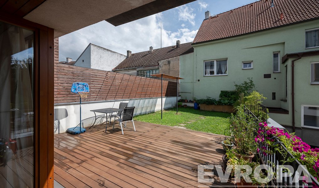 Prodej bytu 3+kk 140 m², Řevnice – náhled fotky 3