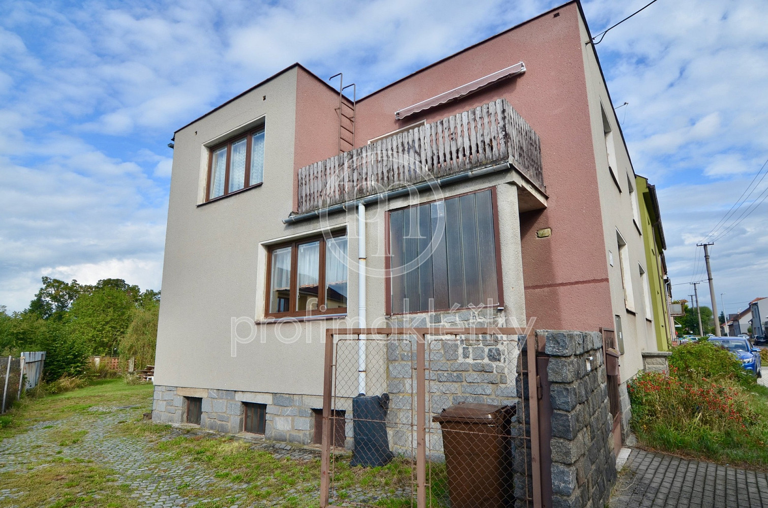 Prodej domu 270 m² s pozemkem 1 909 m² – fotografie 2
