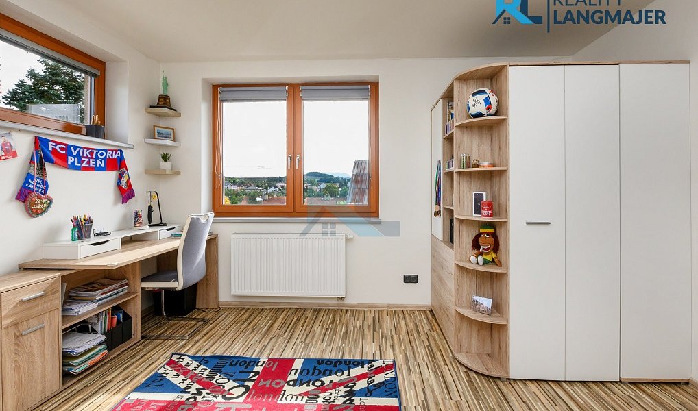 Prodej domu 183 m² s pozemkem 724 m², Plzeň – náhled fotky 28