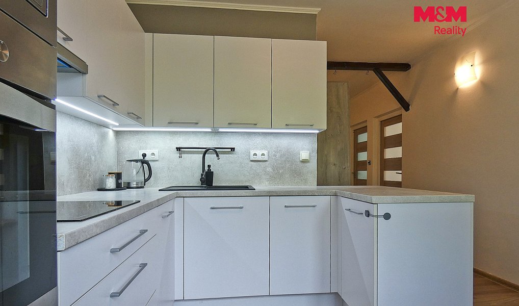 Prodej bytu 3+1 81 m², Třemošnice – náhled fotky 14
