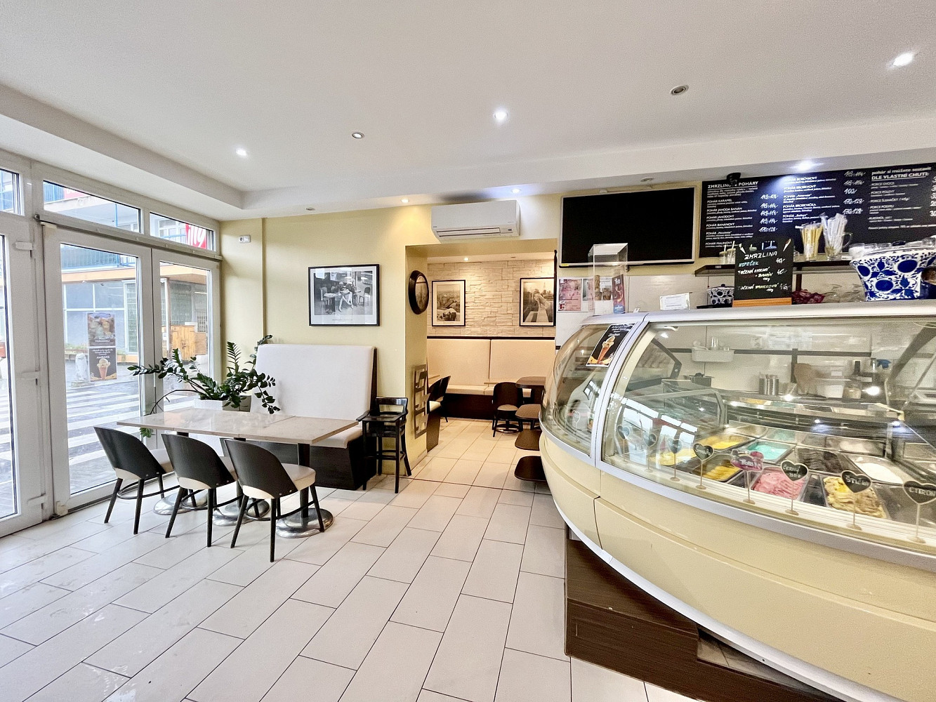 Prodej restaurace 102 m² — photo 5