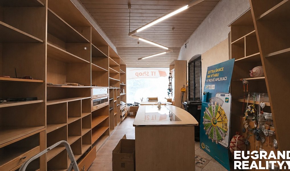 Prodej ubytovacího objektu 330 m², Šluknov – náhled fotky 28