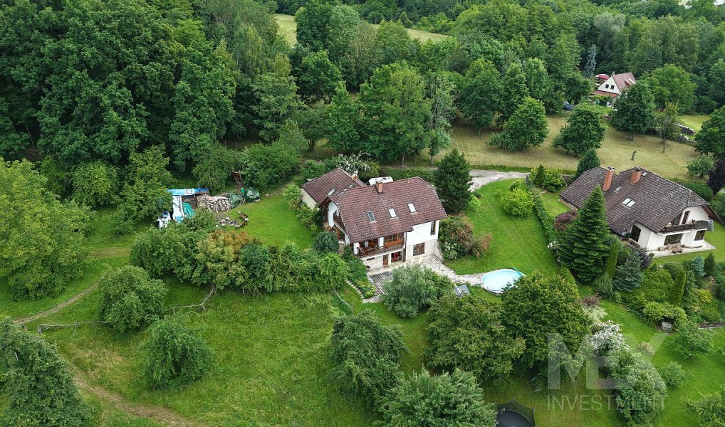 Prodej domu 340 m² s pozemkem 6 699 m², Brada-Rybníček – náhled fotky 2