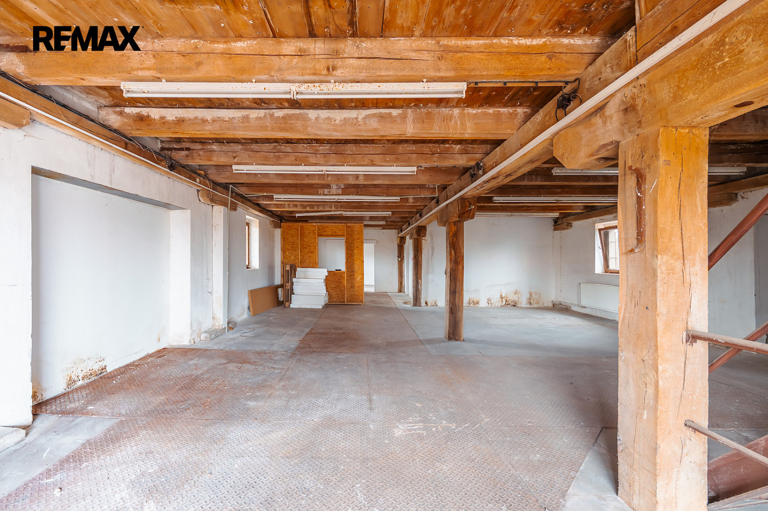 Prodej skladovacích prostor 537 m² – pohled 5
