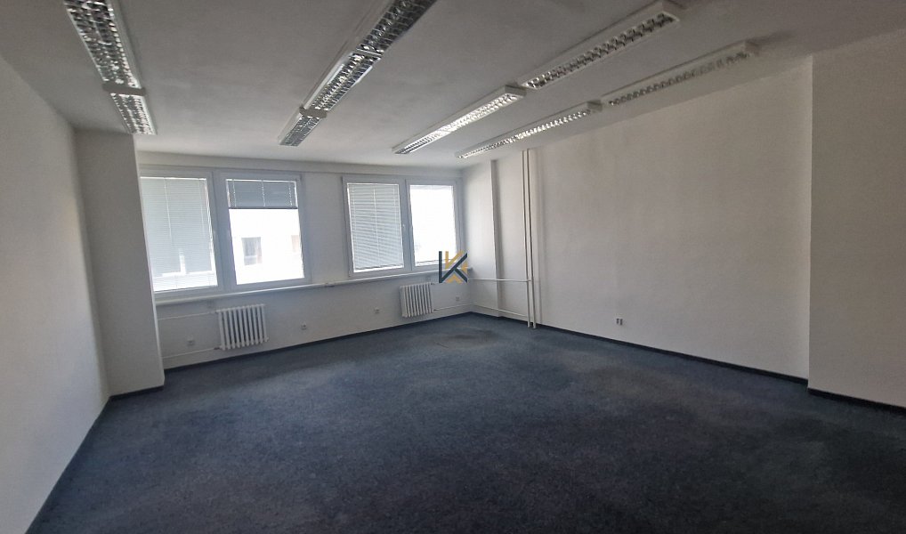 Pronájem kanceláře 38 m², Praha – náhled fotky 4