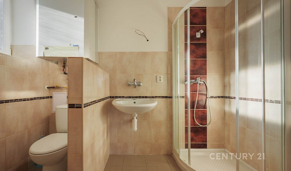 Prodej domu 240 m² s pozemkem 348 m², Bzenec – náhled fotky 13