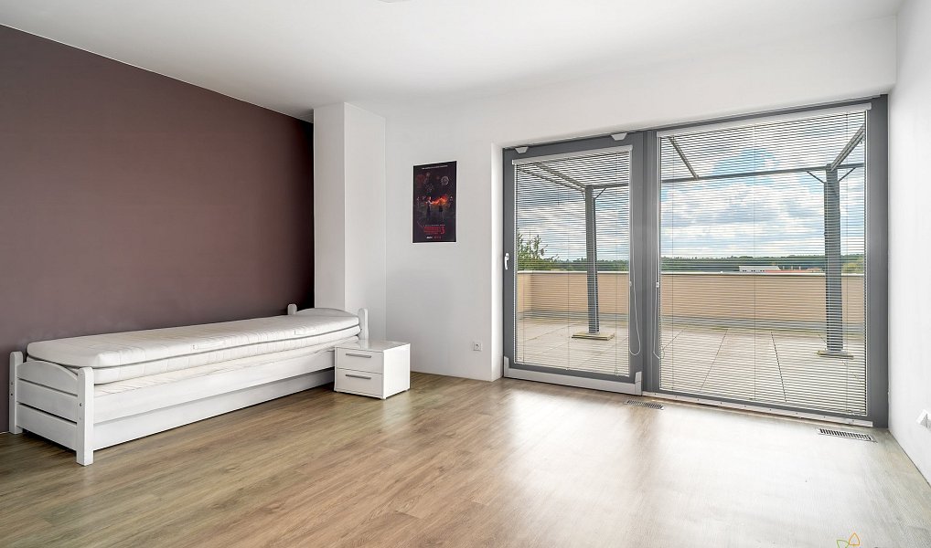 Prodej domu 193 m² s pozemkem 1 396 m², Rohovládova Bělá – náhled fotky 20