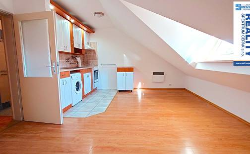 Prodej bytu 3+kk 61 m², Chvalšinská, Český Krumlov - Latrán