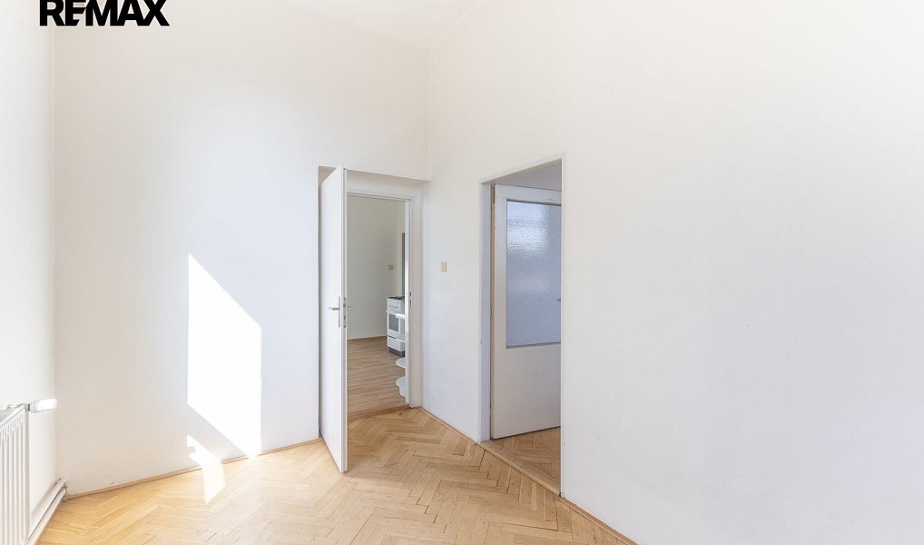 Prodej domu 700 m² s pozemkem 966 m², Jaroměř – náhled fotky 7