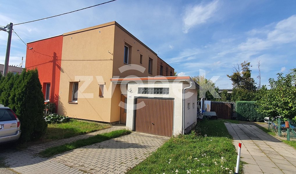 Prodej domu 71 m² s pozemkem 142 m², Otrokovice – náhled fotky 2