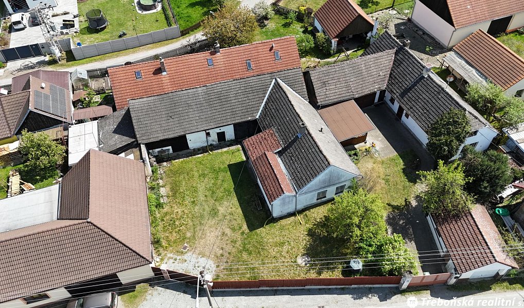 Prodej domu 60 m² s pozemkem 422 m², Domanín – náhled fotky 10