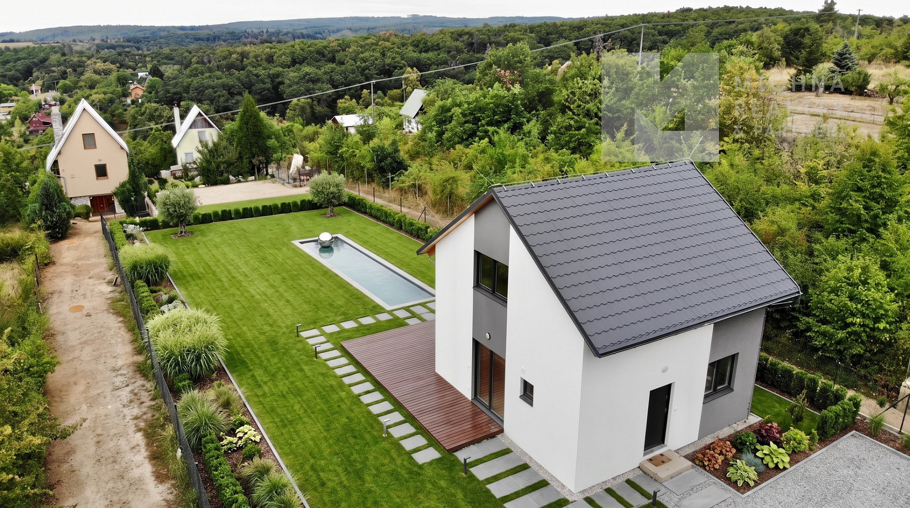 Prodej domu 82 m² s pozemkem 1 032 m² – fotografie 2