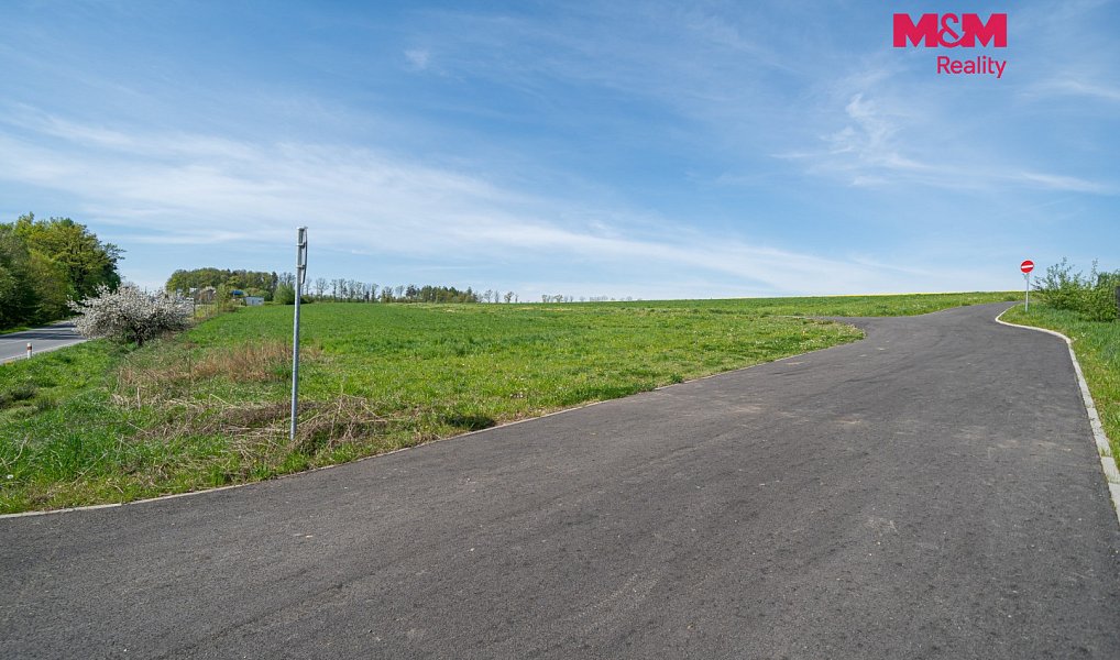 Prodej stavebního pozemku 1 389 m², Vojkovice – náhled fotky 5